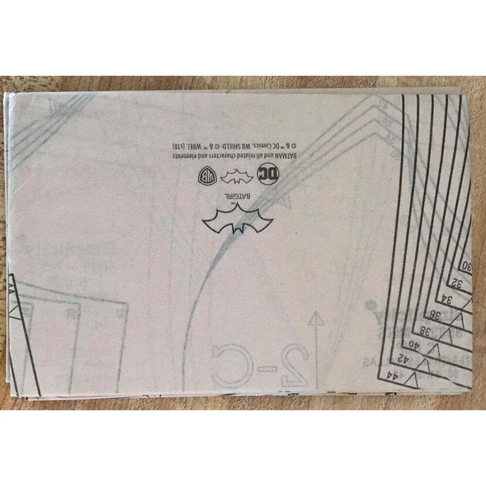 #8633 Simplicity Misses sports bra leggins and top sewing pattern